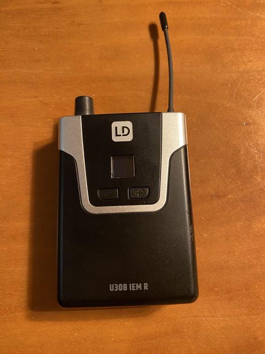 U300 IEM Wireless in-ear Monitoring System - Excelente estado