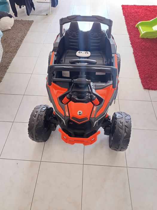 Carro eléctrico CAN-AM