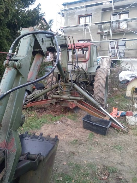 Spycharko-Koparka Jumz 6AM silnik w  bardzo dobry stan stan.