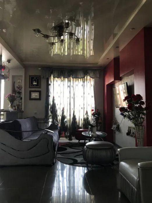 Продаж квартири 68 кв.м, вул. Академіка Сахарова