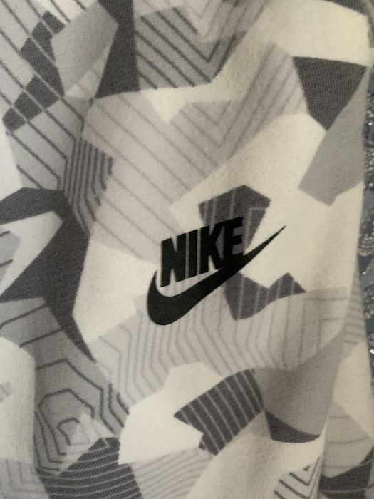 Штани Nike Tech Fleece Camo.