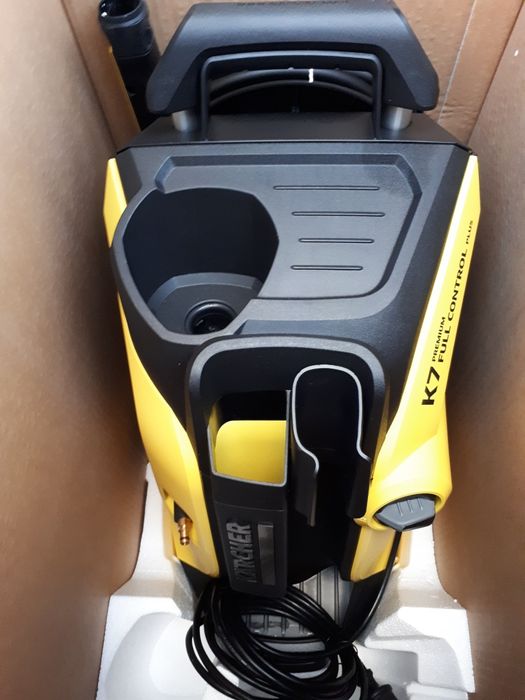 Мийка Karcher K7 нова