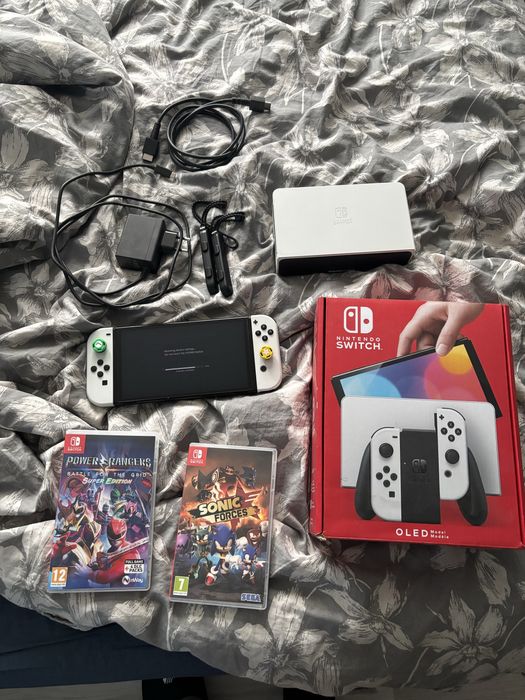 Nintendo switch Oled z grami