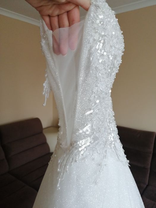 Sprzedam suknie ślubną z kołem   Koszalin