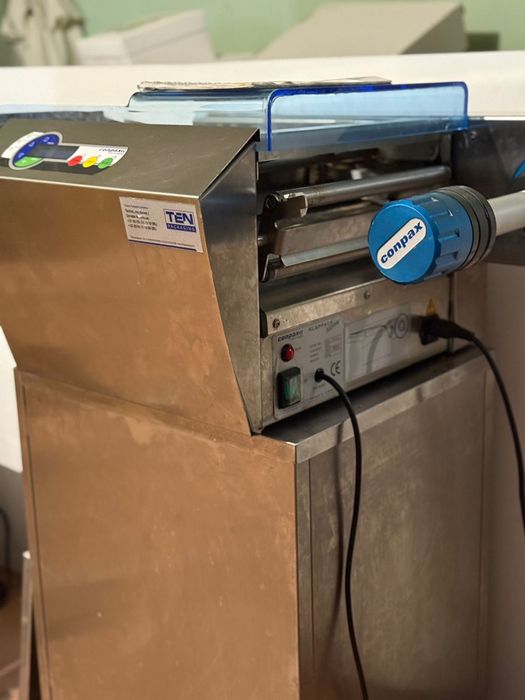 Пакувальна ( упаковочна)машина, апарат. Для магазинів, супермаркетів