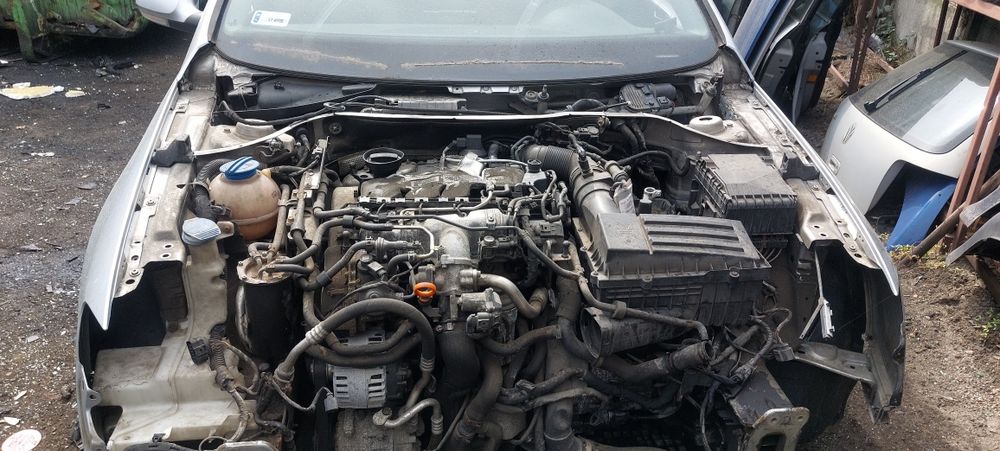 Авторозбір пассат в6 2.0 дизель  CBA коробка 6 ступка  KXX