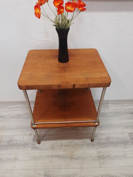 Stolik po renowacji vintage