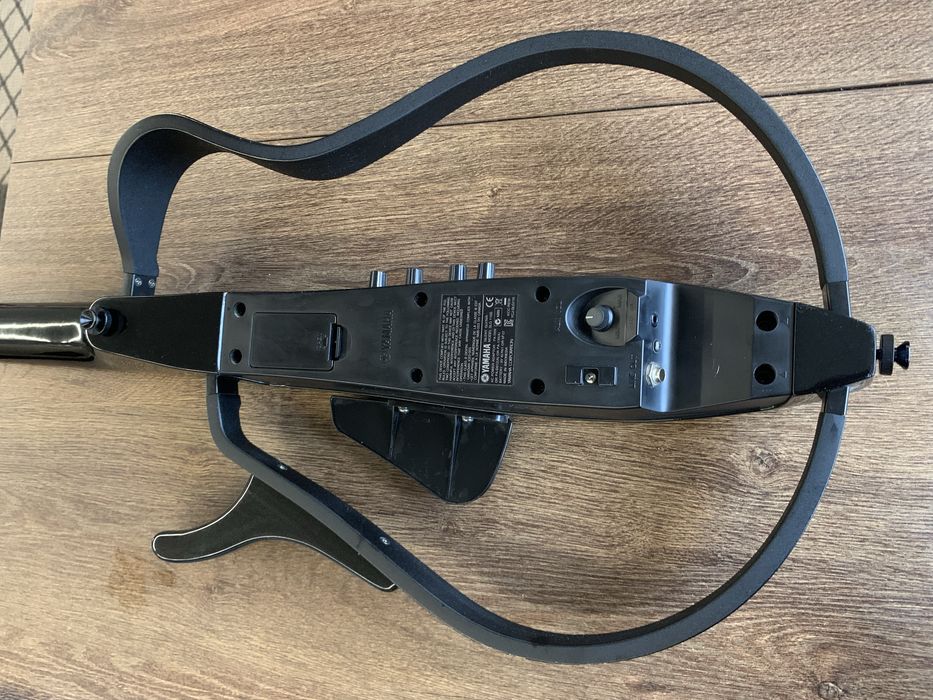 Zestaw Gitara Yamaha SLG 100 elektro akustyczna