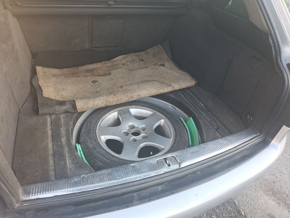 Продам Audi A6.квадро  2001 г.