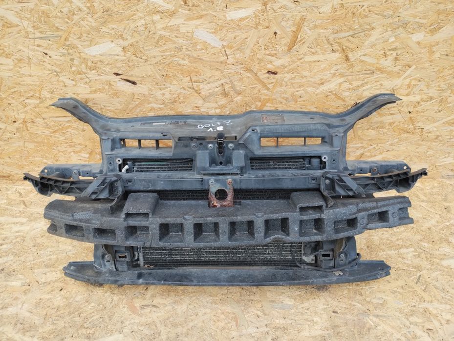 Pas przedni chlodnice wentylatory VW golf 5 1.6 mpi