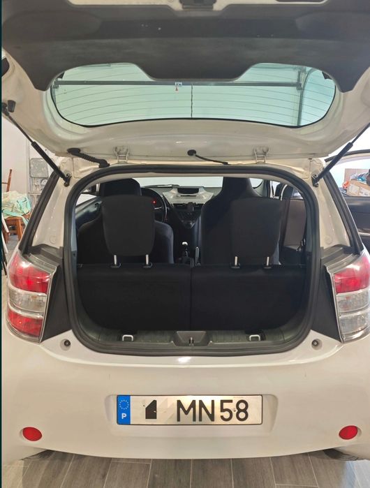 Toyota IQ 1.4 D4D 90cv Nacional