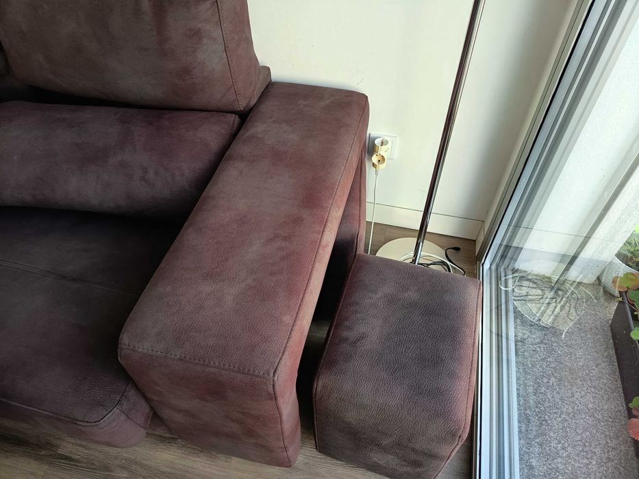 Sofá com chaiselongue