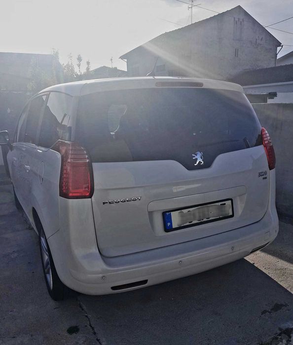 Carrinha Peugeot 5008 7 lugares