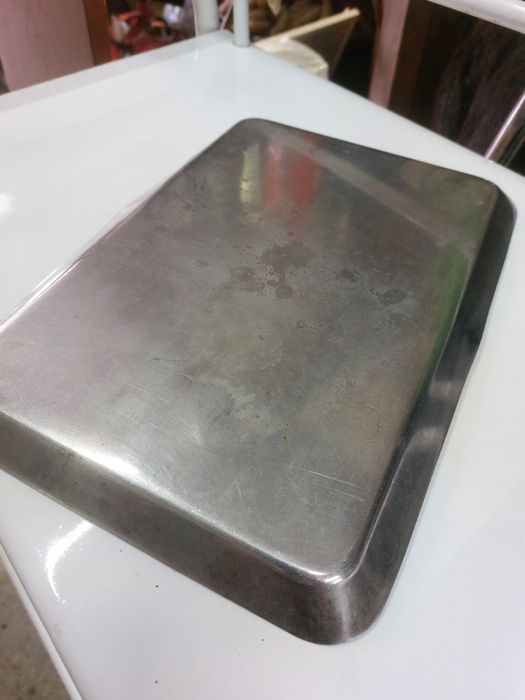 Conjunto de 14 bandejas de aço inoxidável, para  hotelaria e restauração (3€ cada)

OLX Portugal
 +2
Material: Aço in