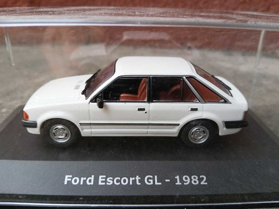 Ford Escort GL 1982 Salvat 1:43 model samochodu