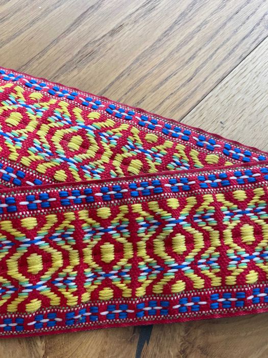 Correia para guitarra padrão jacquard de algodão extremidades em pele
