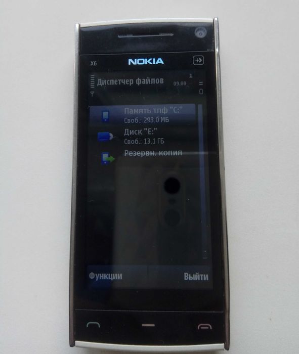 Телефон Nokia X6-00  16 Gb  в коллекцию