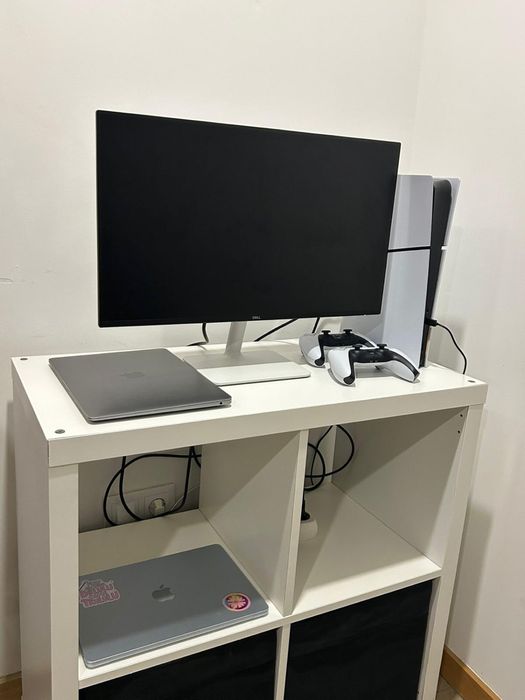 Estante de 4 espaços