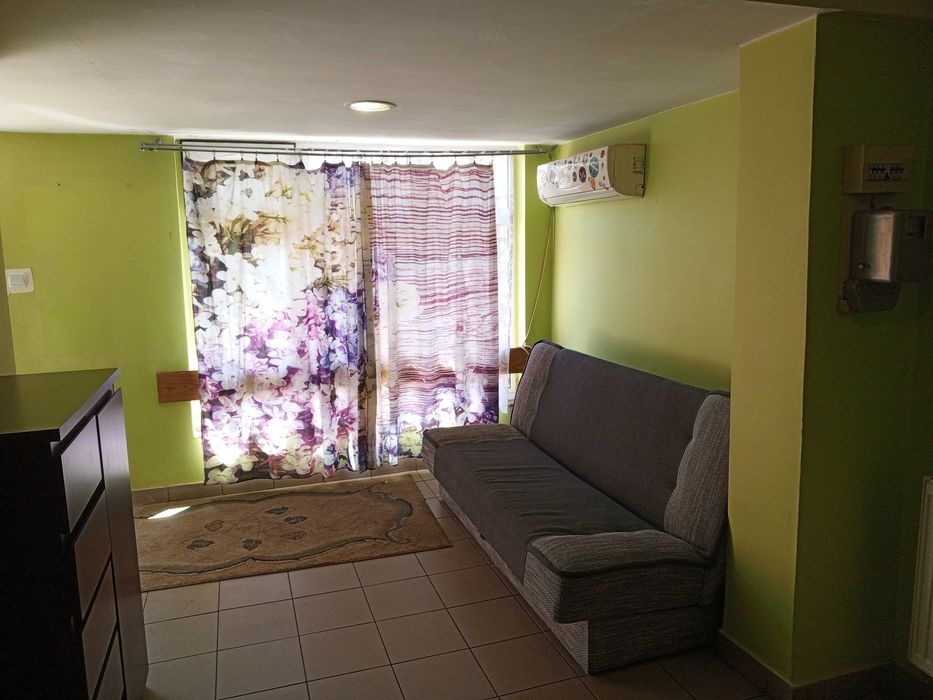 Kawalerka 35 m w centrum Żnina 1200 zł