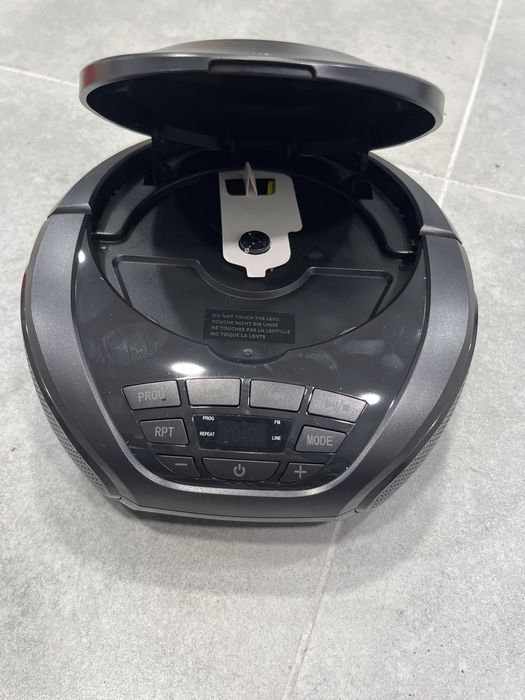 Портативний cd плеєр B-03 +fm