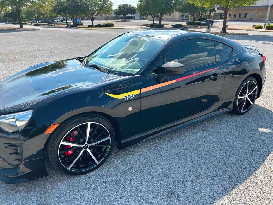 Toyota 86      2018