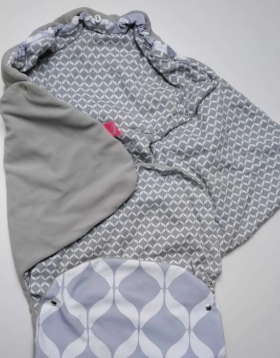 Nosidełko fotelik Cybex adaptery i otulacz samochodowy Cybex