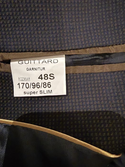 Elegancki garnitur Guittard