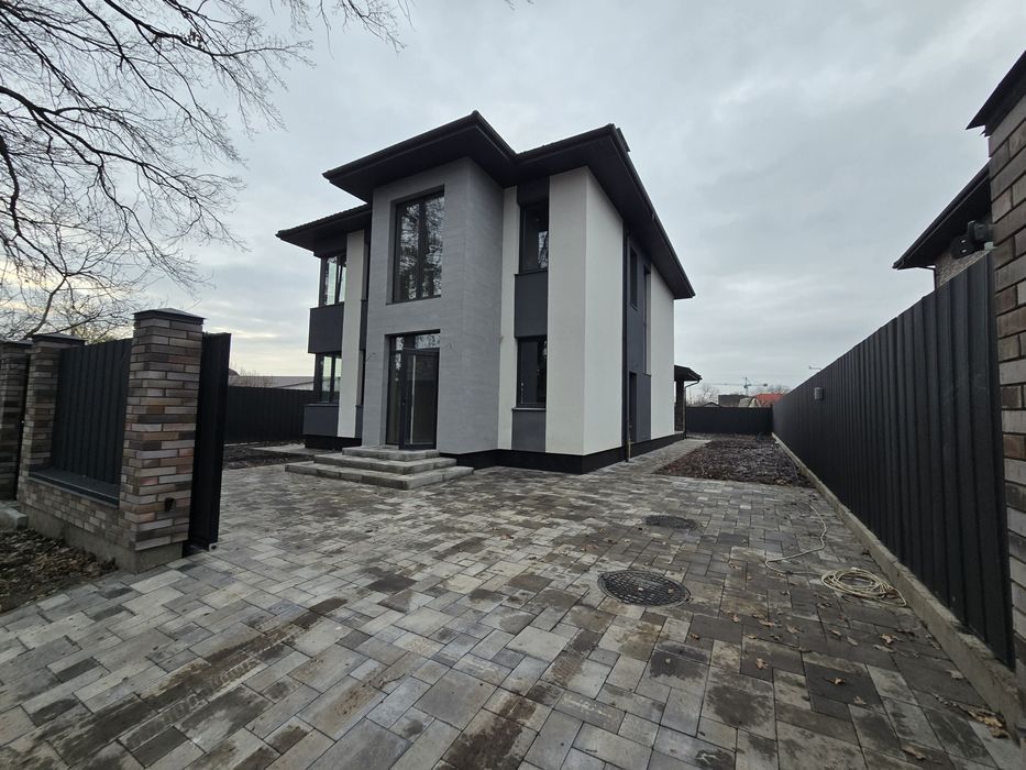 Будинок 220 м2 біля школи сквер дуби с. Чабани поруч Гатне Теремки