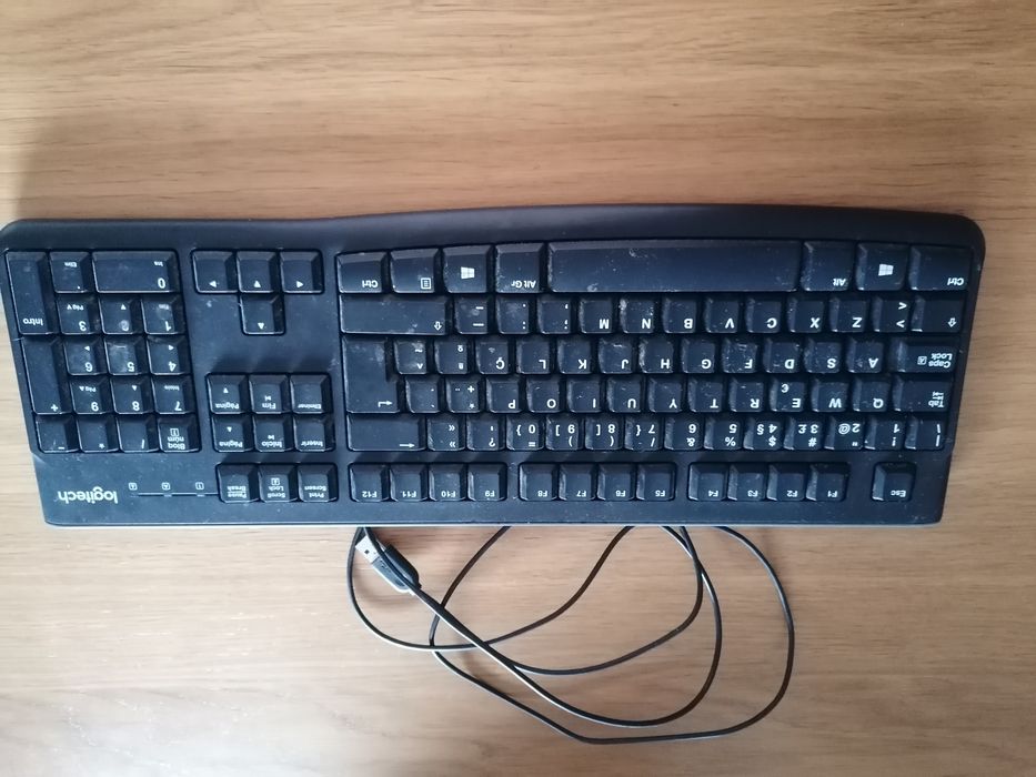 Teclado usado lochitec512406521056471043