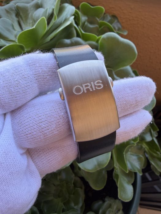 Oris Small Second Divers 1000m Automatico