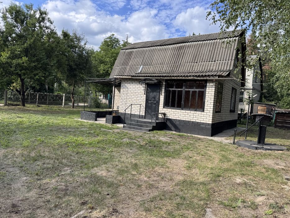 Будинок дача 20 км від Черкас. Ідеальна дорога, вихід в ліс