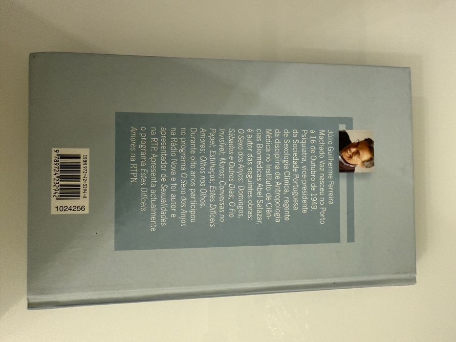 Livro Olhos nos Olhos de Júlio Machado Vaz