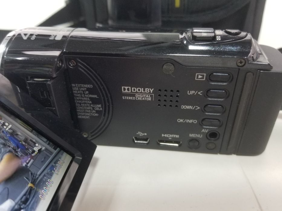 Відеокамера JVC GZ-E15BE