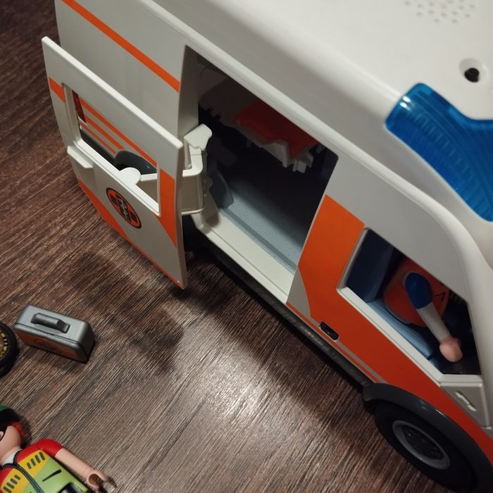 Playmobile karetka pogotowia