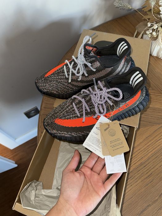Yeezy 350 beluga v2