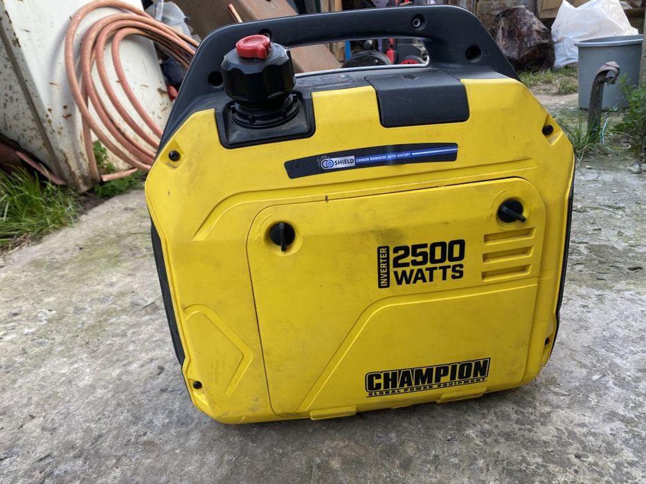 Інверторний генератор