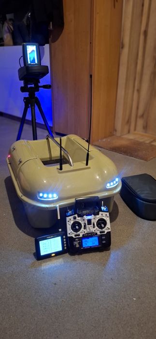 Łódka zanętowa Hunter 650 + Toslon TF500 + X-Pilot + Turnigy 9XR Pro –