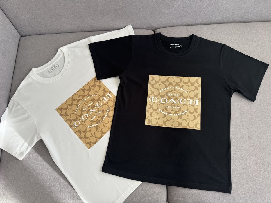Футболка Coach розмір S.
