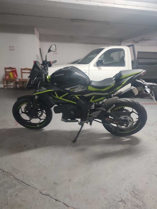 Kawasaki Z 125 naked