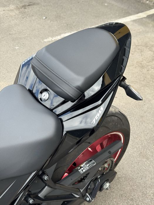 Suzuki Gsx-S 750