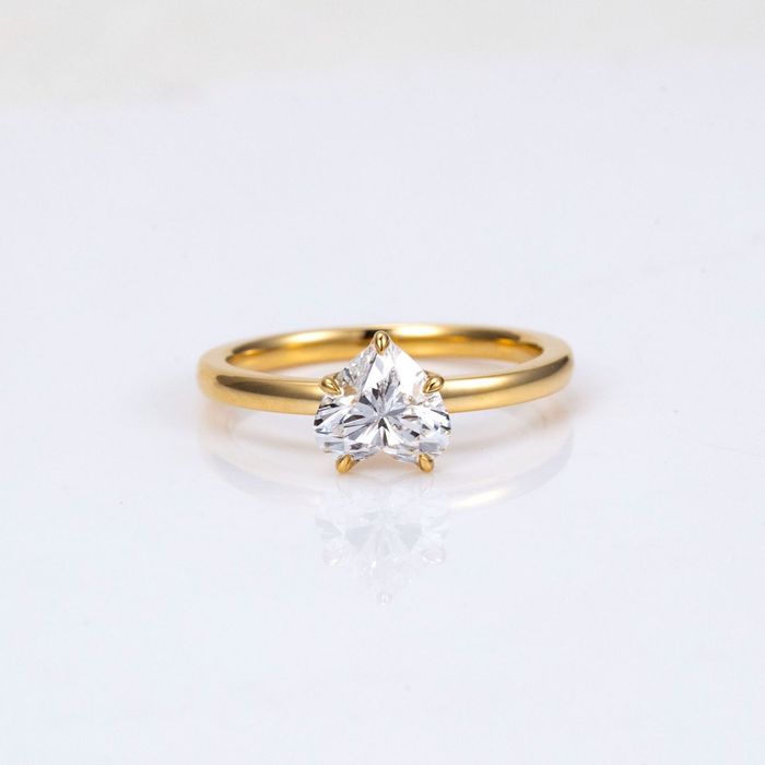 Pierścionek złoty .585 z diamentem 1.01ct w kształcie serca