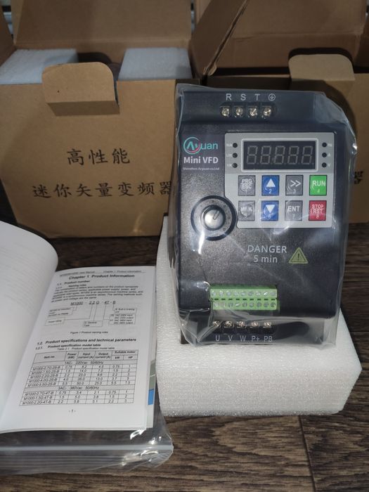 Преобразователь частотный для шпинделя векторный v/f 2.2kw380v,