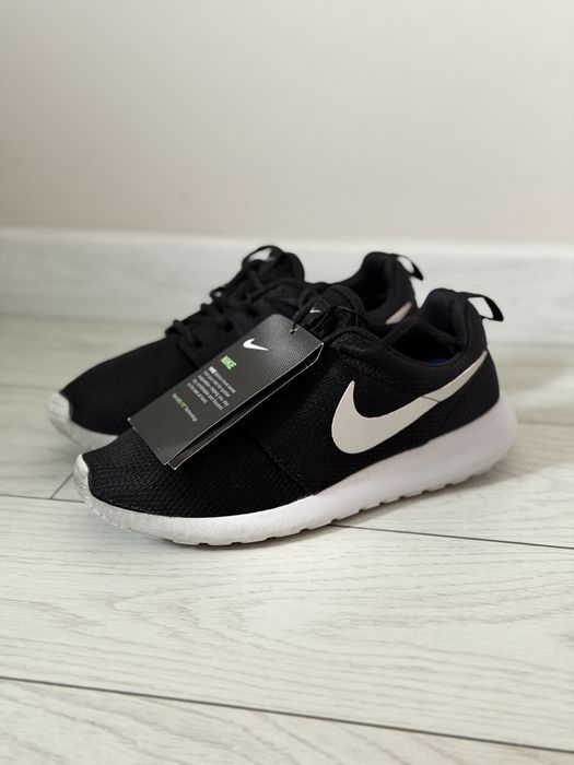 Кросівки Nike Roshe One
