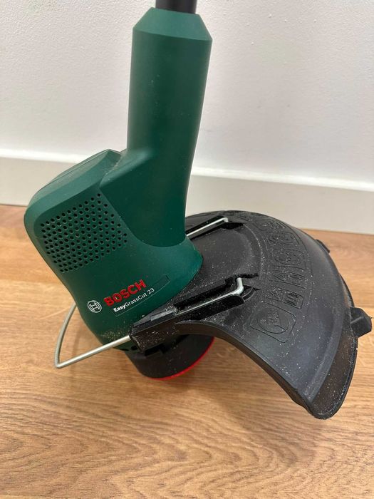 Bosch Aparador EasyGrassCut23