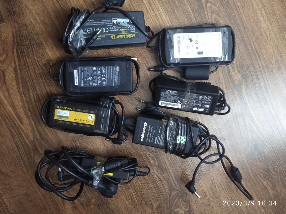 Зарядное устройство ноутбука будь які привезені закордону