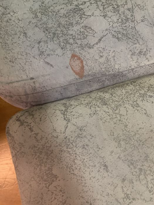 Диван розкладний із спальним місцем