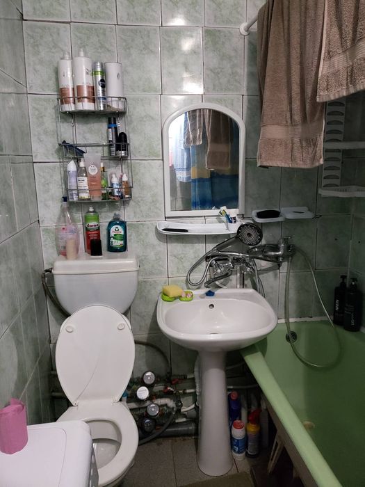 Оренда кімнати в гуртожитку на Замості