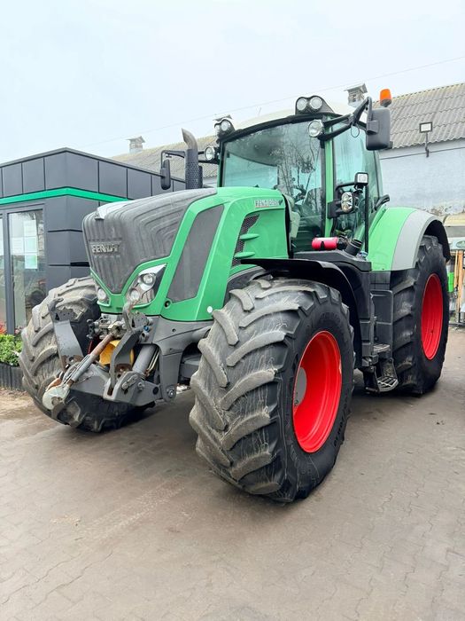 Fendt 828 Vario  nawigacja GPS, przedni TUZ i WOM, pneumatyka, miękka oś i kabina