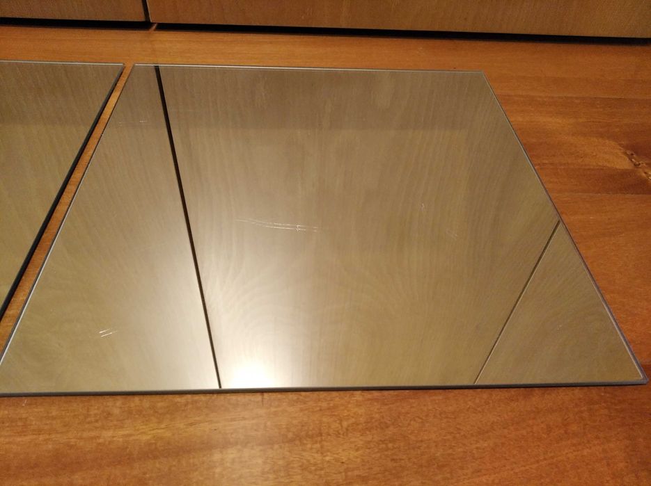 2 espelhos quadrados 30x30 cm com riscos