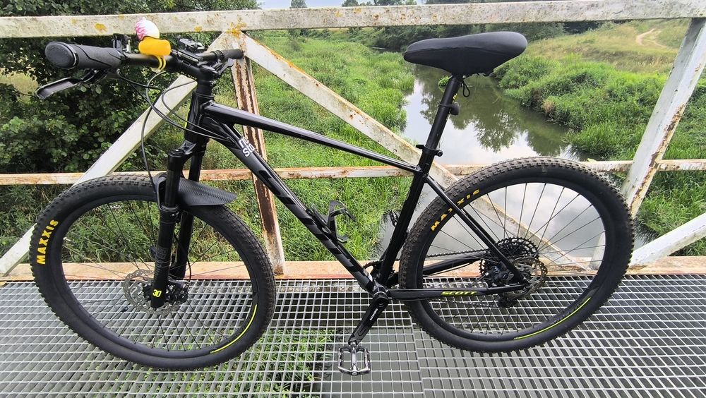 Rower Scott Scale 970 Black/Yellow rama L